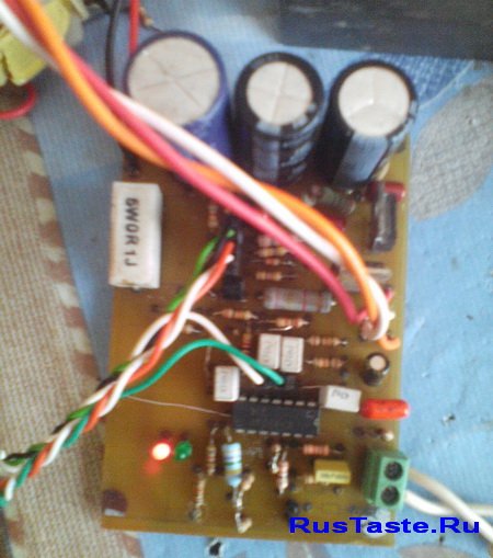 Фото работы индикатора зарядки под нагрузкой Фото работы индикатора зарядки под нагрузкой